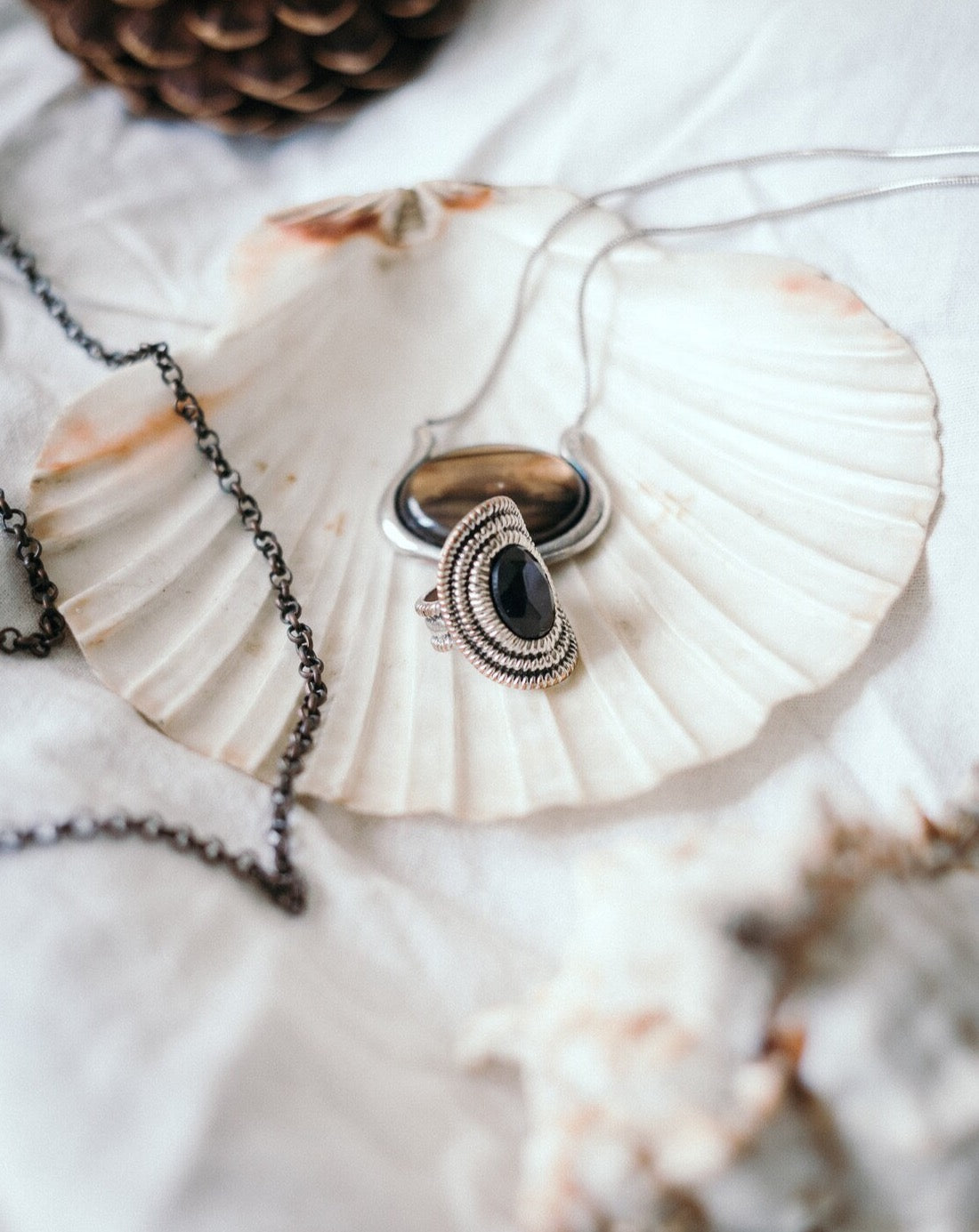 necklace holder jewelry photography shell prop